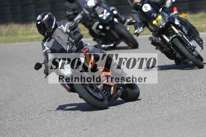 /01 02.04.2026 MAZ ADR/Gruppe rot/unklar